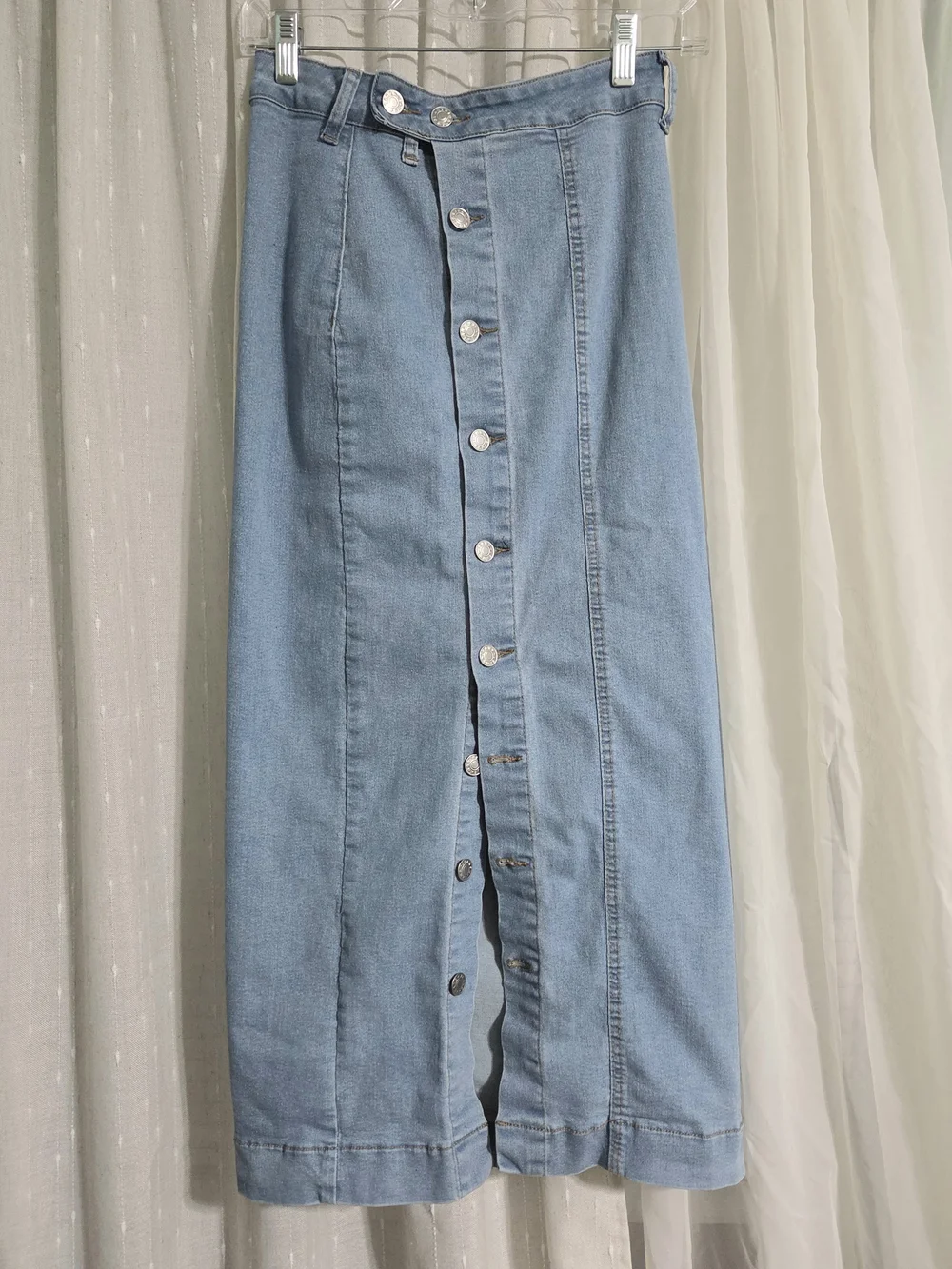 Light Wash Button-Front Denim Skirt - Picture 1 of 3